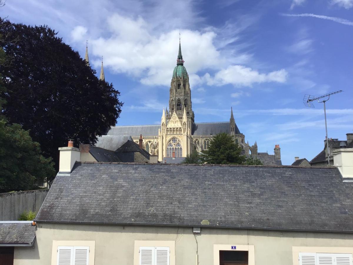 Maison De Ville Bayeux Bagian luar foto